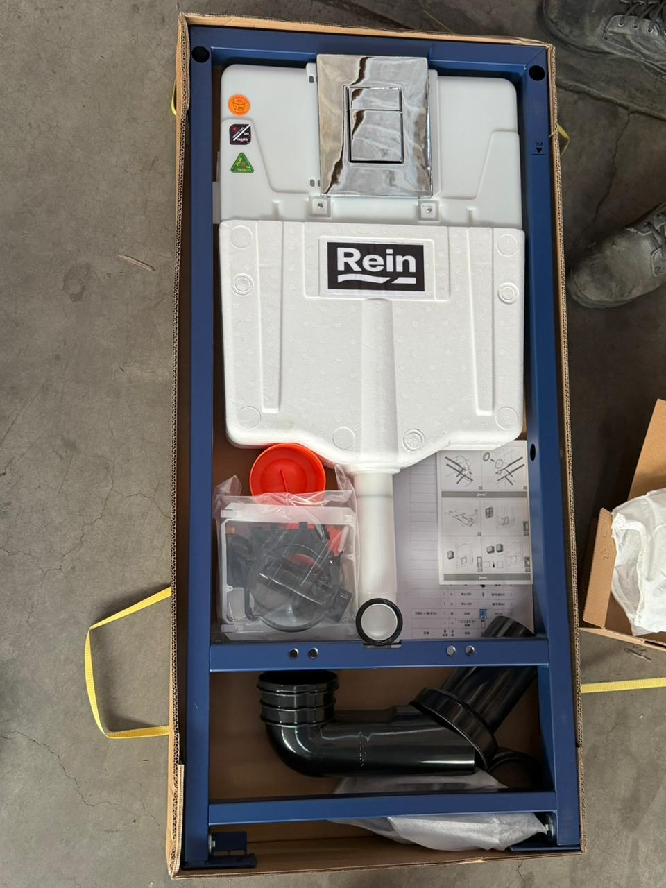 Система инсталляции скрытого монтажа REIN RLINE CHROME пневматика, для подвесного унитаза 1130*500 м